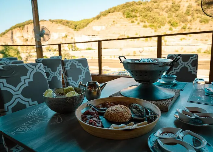 Κάμπινγκ Aloha 4etoiles Sampzon
